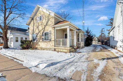 236 W South Park Avenue, OSHKOSH, WI, 54902 | Card Image