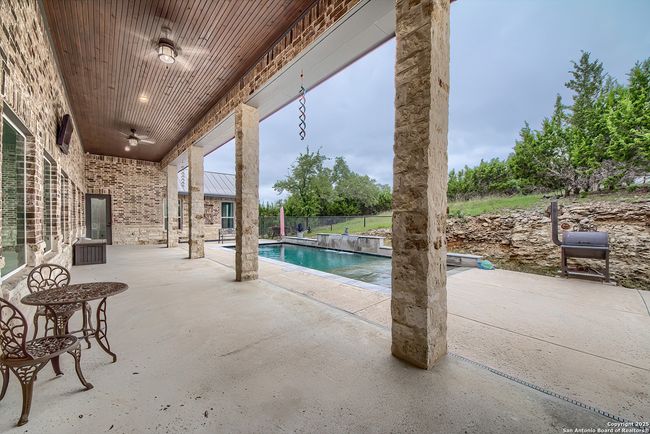 452 Wentworth, House other with 4 bedrooms, 4 bathrooms and null parking in Spring Branch TX | Image 38