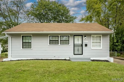 233 Cameron Rd, Saint Louis, MO, 63137-4212 | Card Image