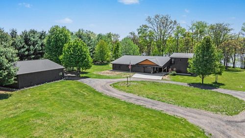 3450 Snowfarm Ln, Allegan, MI, 49010-9188 | Card Image