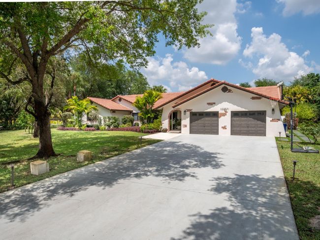17451 Sw 46 Th St, House other with 5 bedrooms, 5 bathrooms and null parking in Southwest Ranches FL | Image 38