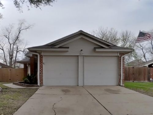6615 Laurel Glen Dr, Katy, TX, 77449-8437 | Card Image
