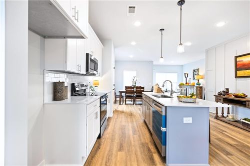 7-2133 Cobblestone Dr, OPELIKA, AL, 36804-0582 | Card Image