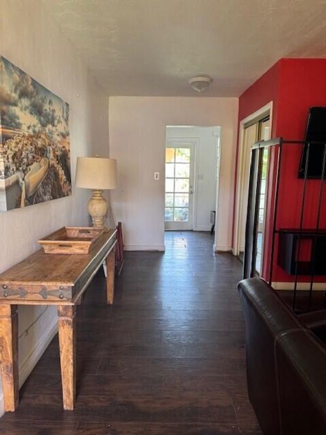 APT-1 - 545 Sw 4 Th St, Condo with 2 bedrooms, 1 bathrooms and null parking in Belle Glade FL | Image 8