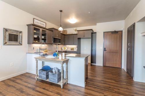 w-312-100 Woodlands Way, Kalispell, MT, 59901 | Card Image