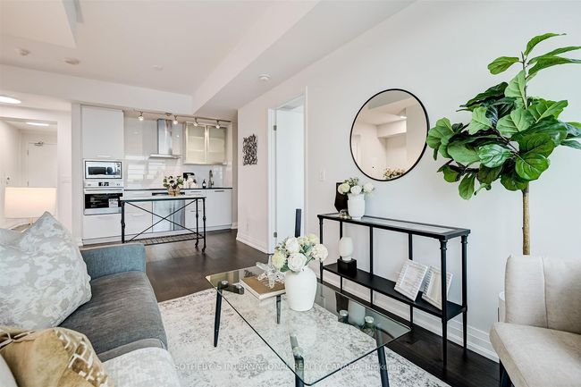 4706 - 14 York St, Condo with 2 bedrooms, 1 bathrooms and null parking in Toronto ON | Image 11