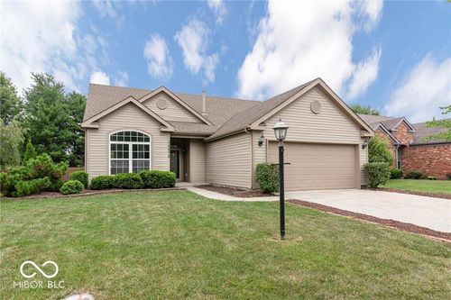 10272 Lakeland Dr, Fishers, IN, 46037-9320 | Card Image