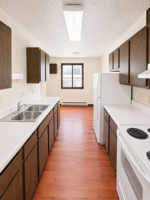 a2-404 Freedom Ln, Danube, MN, 56230-7524 | Card Image