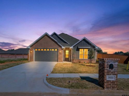 3022 Guinn Farms Rd, Tyler, TX, 75707-6221 | Card Image