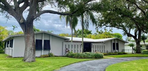 8820 Sw 150th St, Palmetto Bay, FL, 33176-8048 | Card Image