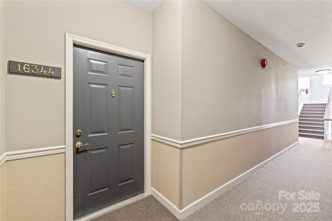 16344 Redstone Mountain Ln, Condo with 2 bedrooms, 2 bathrooms and null parking in Charlotte NC | Image 4