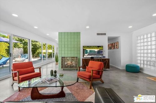 1955 S Broadmoor Dr, Palm Springs, CA, 92264 | Card Image