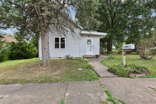404 E 2nd South St, Mount Olive, IL, 62069-1729 | Card Image