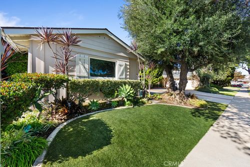 3561 Fela Ave, Long Beach, CA, 90808-3212 | Card Image