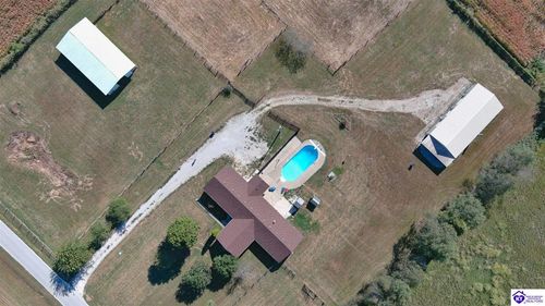 325 Carter Brothers Rd, Hodgenville, KY, 42748-9453 | Card Image