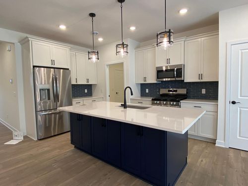 13788 Hollybrook Cir, Apple Valley, MN, 55124-6310 | Card Image
