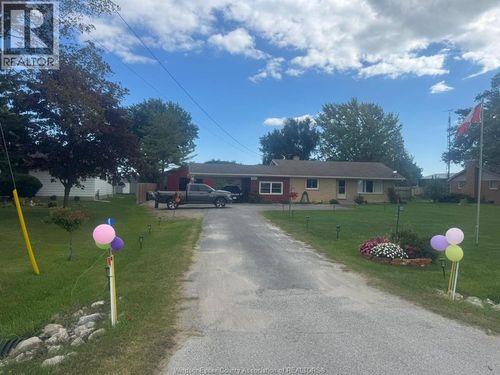 830 Talbot Rd, Wheatley, ON, N0P2P0 | Card Image