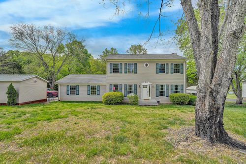 10 Sunny Cove Rd, Moneta, VA, 24121-4915 | Card Image