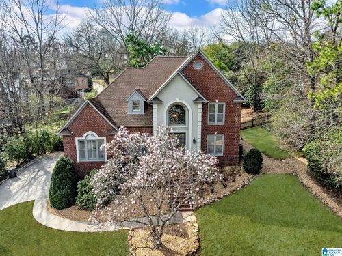 116 Southview Ln, HOOVER, AL, 35244-6745 | Card Image