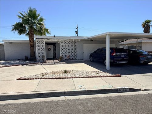 317 Falcon Lane, Las Vegas, NV, 89107 | Card Image
