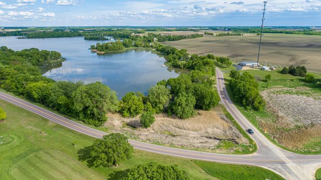33230 Lake Emily Rd, House other with 2 bedrooms, 2 bathrooms and null parking in Saint Peter MN | Image 46