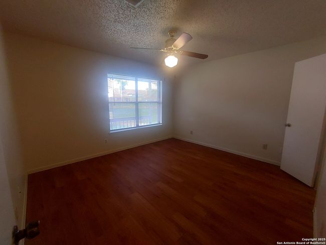 APT-2 - 6345 Queens Castle, Home with 1 bedrooms, 1 bathrooms and null parking in San Antonio TX | Image 7