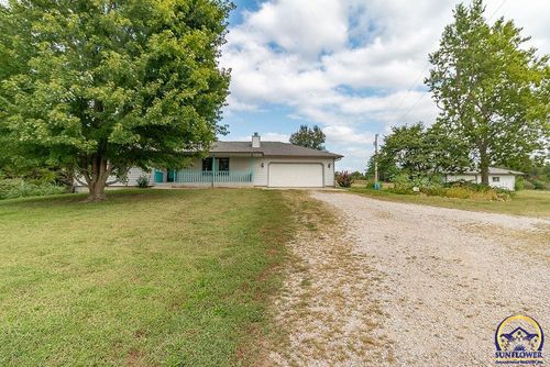 5700 Ne Indian Creek Rd, Topeka, KS, 66617 | Card Image