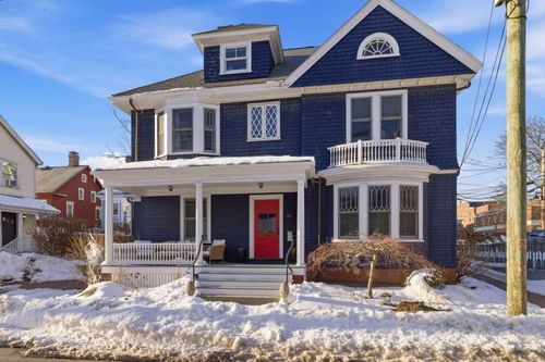 115 Court St, Portsmouth, NH, 03801-4455 | Card Image