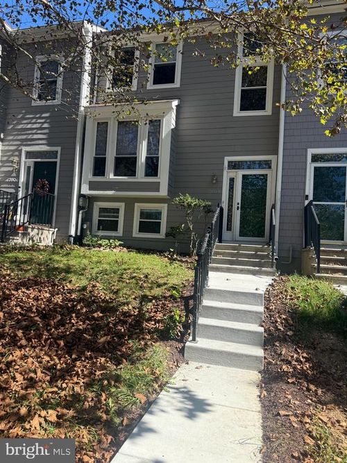 7804 Old Litchfield Ln, ELLICOTT CITY, MD, 21043-6974 | Card Image