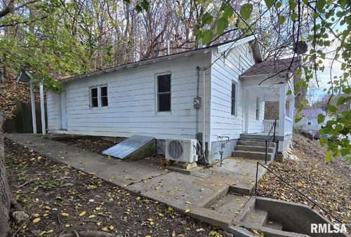 1212 Ely St, Hannibal, MO, 63401-4722 | Card Image