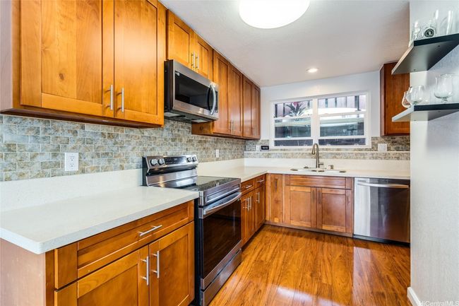 APT-82 - 92-950 Makakilo Dr, Condo with 4 bedrooms, 2 bathrooms and 2 parking in Kapolei HI | Image 6