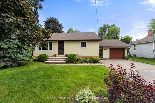 159 Murphy Rd, Angus, ON, L0M1B1 | Card Image
