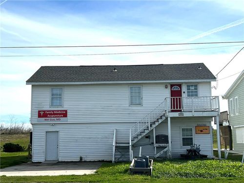 3598 Highway 1, Grand Isle, LA, 70358-9757 | Card Image