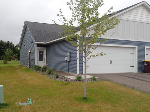 39872 Fallbrook Ave, North Branch, MN, 55056-7407 | Card Image