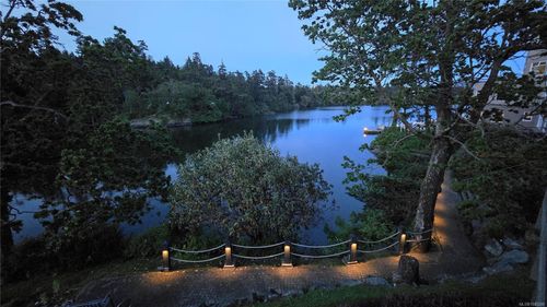 104-1085 Tillicum Rd, Esquimalt, BC, V9A7M3 | Card Image