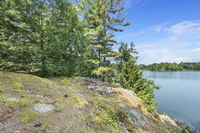 1326 Ridge Lane, House other with 2 bedrooms, 1 bathrooms and 2 parking in Seeleys Bay ON | Image 26
