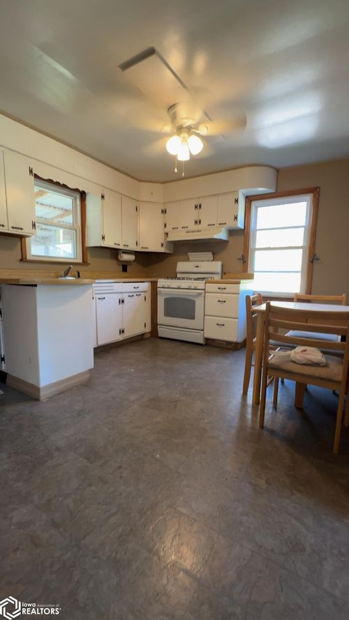 510 Meadow Street, Niota, IL, 62358 | Card Image