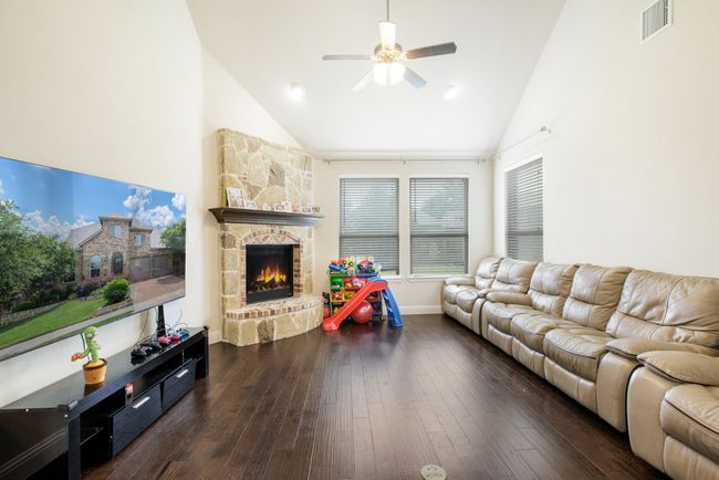 1714 Emerald Bay Ln, House other with 4 bedrooms, 3 bathrooms and null parking in St Paul TX | Image 10