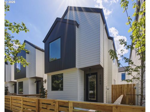 2889 Ne 62nd Ave, Portland, OR, 97213-3940 | Card Image
