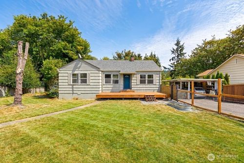 307 4th Street, Steilacoom, WA, 98388 | Card Image