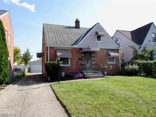 3797 E 155th St, Cleveland, OH, 44128-1238 | Card Image