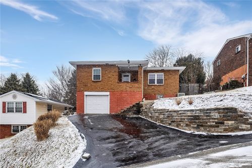240 Wilkins Ave, E Pittsburgh, PA, 15112-1527 | Card Image