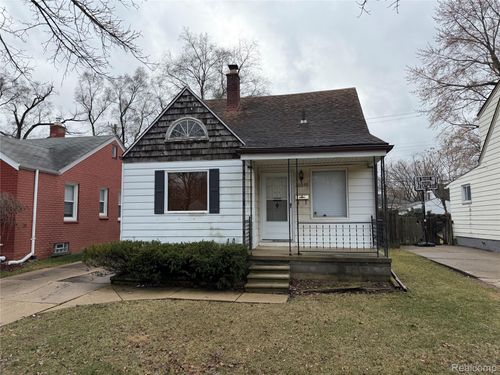 20048 Washtenaw St, Harper Woods, MI, 48225-2226 | Card Image