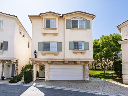 1438 Elin Pointe Dr, El Segundo, CA, 90245-3939 | Card Image