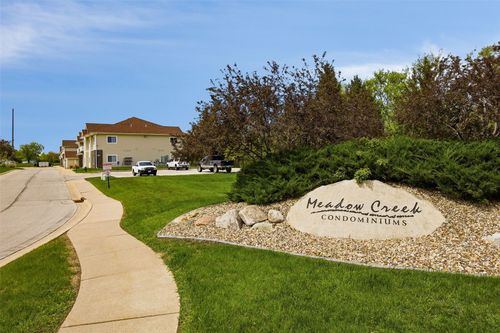 20-1920 Rockford Rd Sw, Cedar Rapids, IA, 52404-2587 | Card Image