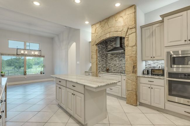 346 Blackbird Dr, House other with 4 bedrooms, 2 bathrooms and 5 parking in Spring Branch TX | Image 17