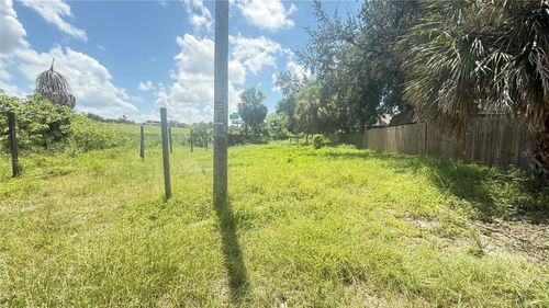407 E Seward St, TAMPA, FL, 33604 | Card Image