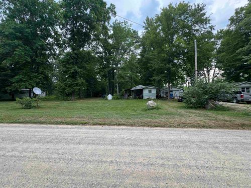 7645 Windoga Lake Dr, Weidman, MI, 48893-8207 | Card Image