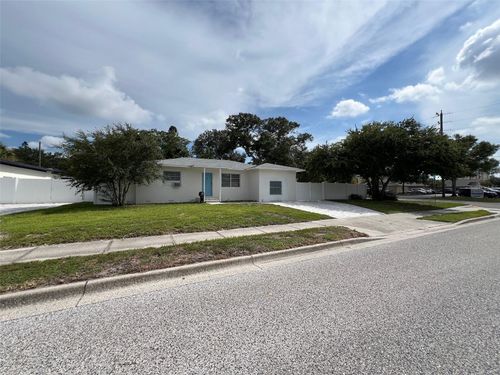 7536 38th Ave N, SAINT PETERSBURG, FL, 33710-1231 | Card Image
