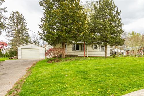 160 Watson Rd, Fairport, NY, 14450-8735 | Card Image